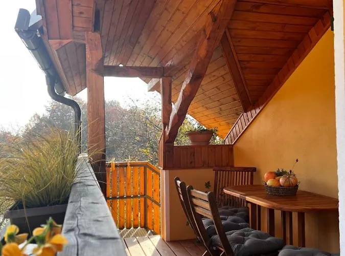 Apartma Beewood Krize